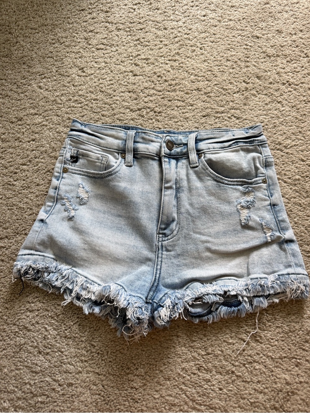Kancun Frayed Jean Shorts